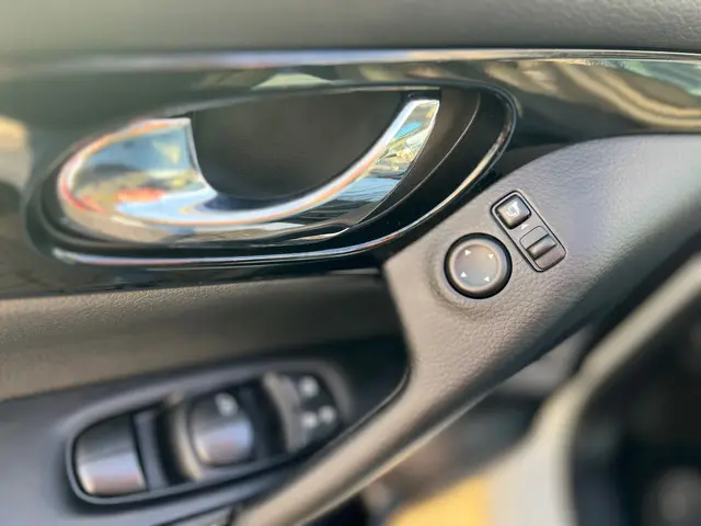 Nissan QASHQAI 1.2 Premier Edition 2014 Benzine 20