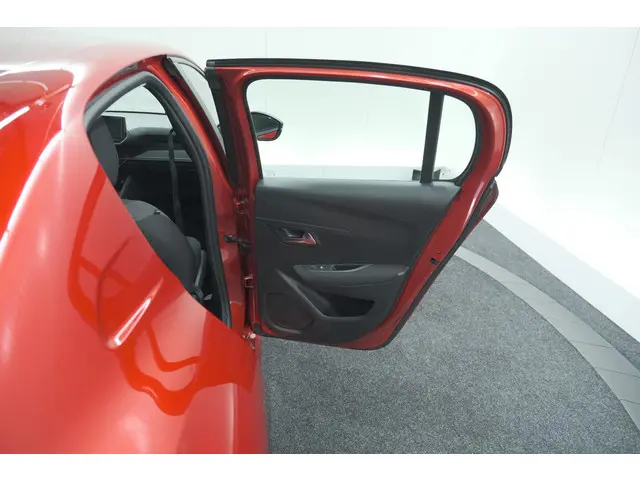 Peugeot 208 PureTech 100 Active 2024 Benzine 55