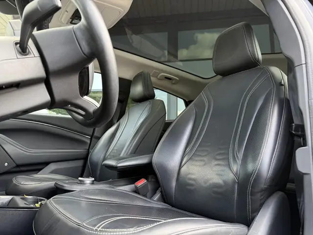 Ford Mustang Mach-E Aut. Extended 98kWh 2021 Elektrisch 12