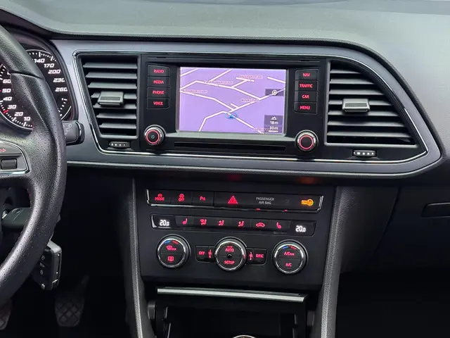 SEAT Leon 1.4 TSI FR|STOEL VERWRM.|NAVI|18INCH 2013 Benzine 12