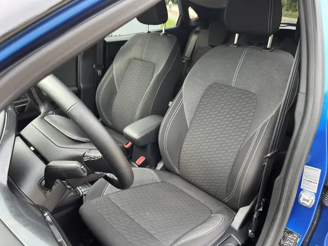 Ford Puma 1.0 EcoBoost Hybrid Titanium 2024 Benzine 9