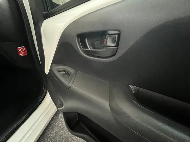 Peugeot 108 1.0 e-VTi RIJKLAAR!! 2020 Benzine 22