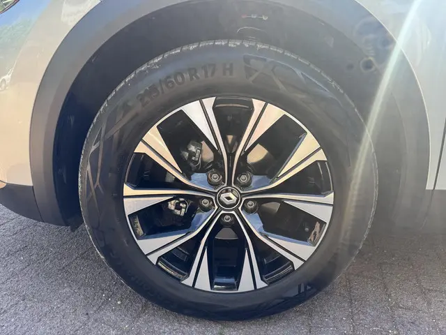 Renault Captur 1.3 TCe 140pk EDC Techno 2024 Benzine 10