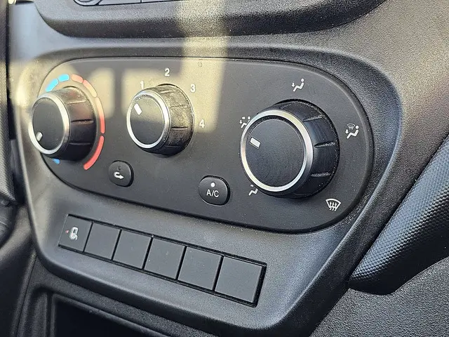 Iveco Daily 35C18 2022 Diesel 10