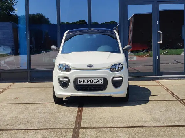 Microcar Dué Brommobiel 6 Plus Pack Design 2021 Diesel 13