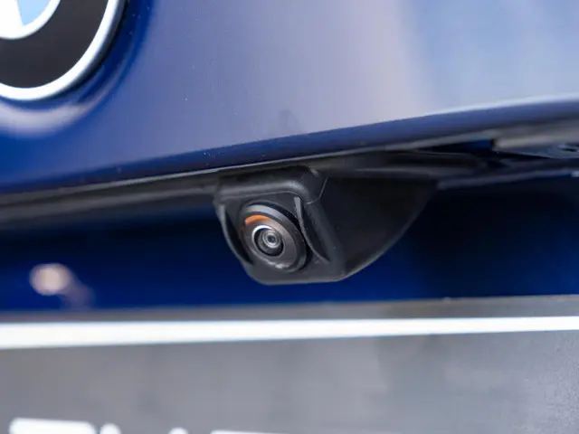 BMW 3 Serie Sedan 330i 2025 Benzine 18