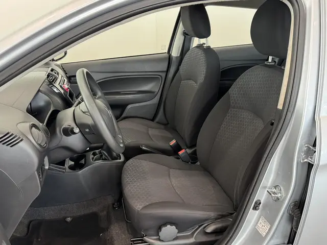 Mitsubishi Space Star 1.0 Inform 2013 Benzine 7