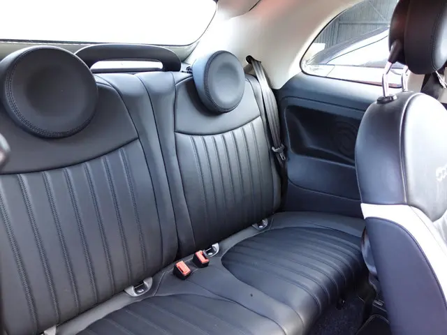 Fiat 500C 1.2 Automaat Lounge 2019 Benzine 32