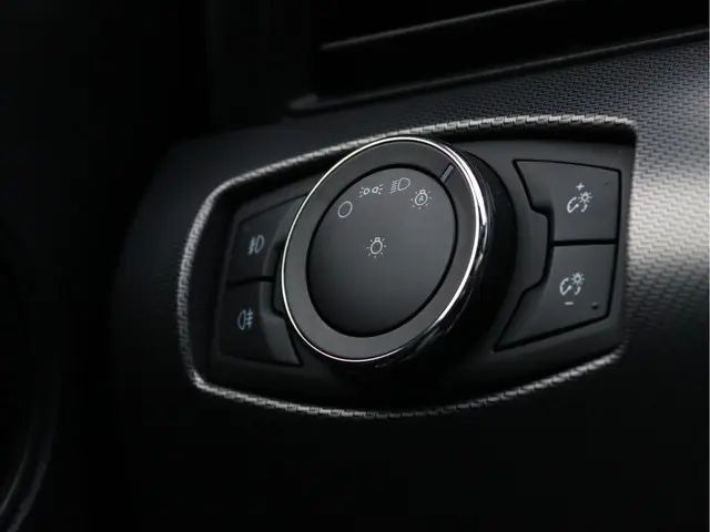 Ford Mustang Fastback 5.0 V8 GT 2018 Benzine 33