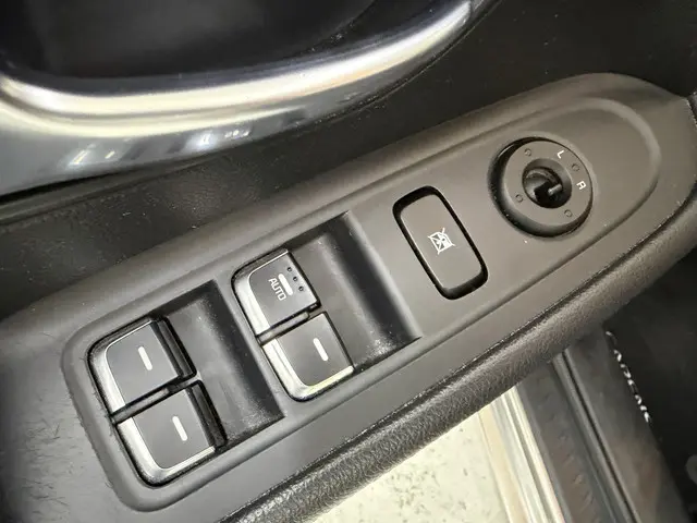 Kia Carens 1.6 GDi ComfortLine, 135Pk, 2015, 2015 Benzine 28