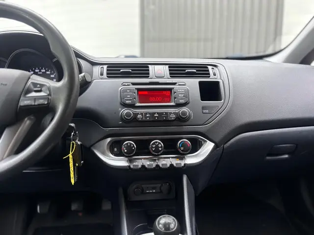 Kia Rio 1.2 CVVT Plus Pack 2012 Benzine 20