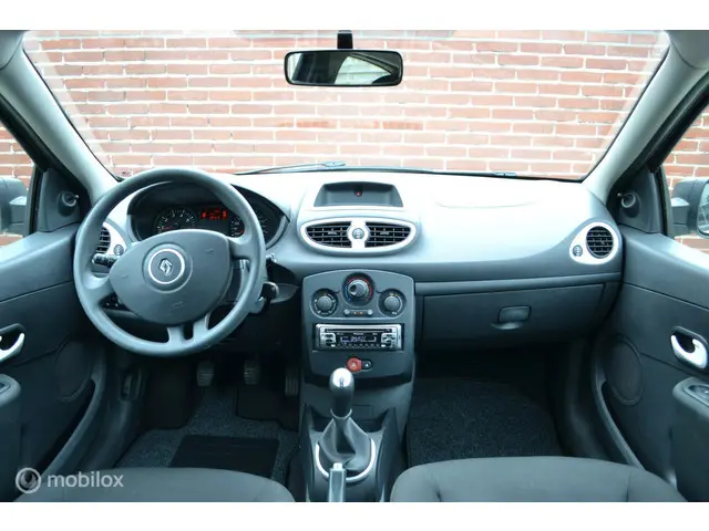 Renault Clio 1.2 Yahoo 2012 Benzine 14