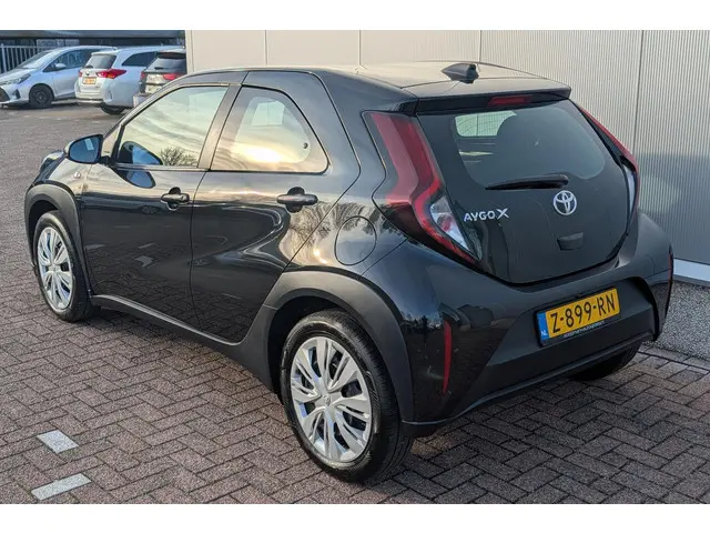 Toyota Aygo X 1.0 VVT-i MT Play 2024 Benzine 3