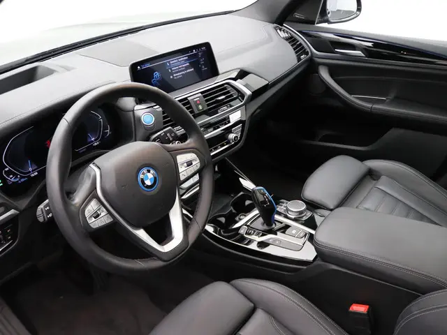 BMW iX3 80 kWh 2021 Elektrisch 8