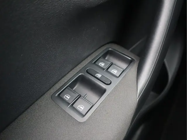 Volkswagen Polo 1.2 TSI Highline 2013 Benzine 43