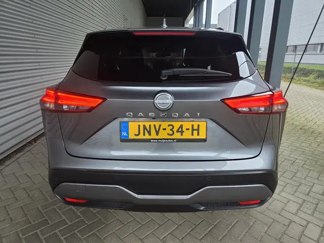 Nissan QASHQAI 1.3 MHEV N-Connecta 2023 Benzine 11