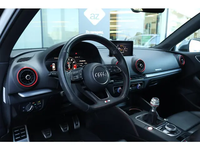 Audi A3 Sportback 2.0 TFSI S3 quattro 2018 Benzine 24