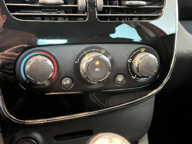 Renault Clio 0.9 TCe Dynamique 2014 Benzine 13