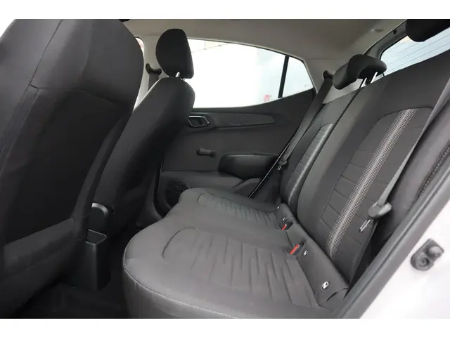 Hyundai i10 1.0 PREMIUM 2025 Benzine 6