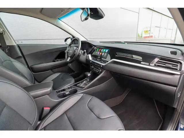 Kia Niro 1.6 GDi PHEV ExecutiveLine 2022 Hybride Benzine 12