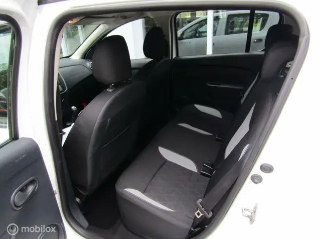 Dacia Sandero Stepway 0.9 TCe Lau 2016 Benzine 7