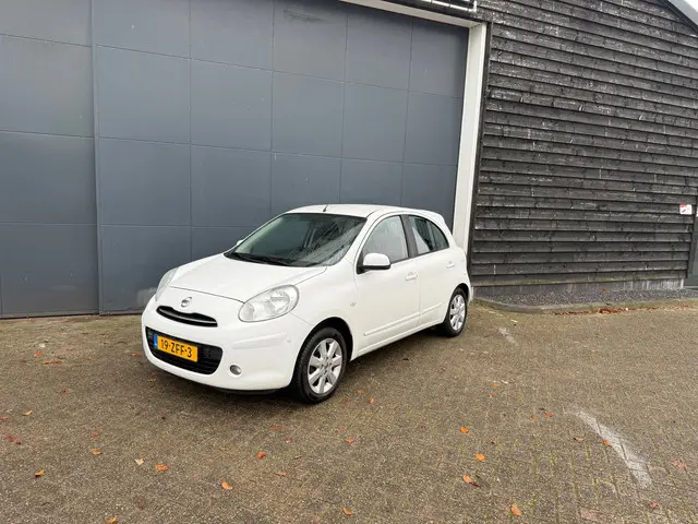 Nissan Micra 1.2 DIG-S Connect Edition 2012 Benzine 2