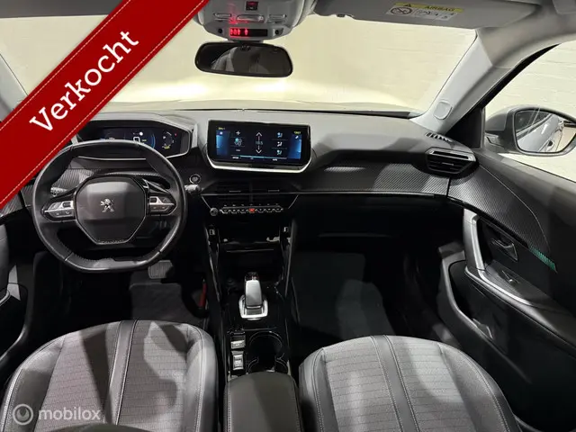 Peugeot e-2008 EV GT 50 kWh Navi 2021 Elektrisch 18