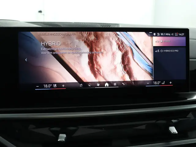 BMW X5 xDrive50e 2025 Hybride Benzine 73