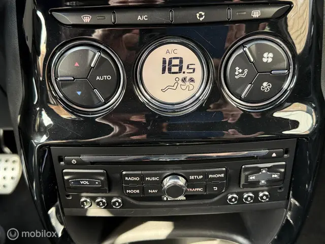 Citroën DS3 1.6 e-HDi So Chic 2014 Diesel 5