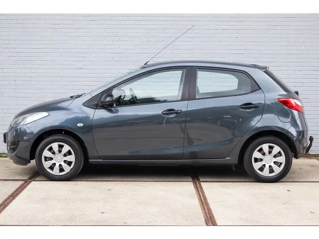 Mazda 2 1.3 Cool 2013 Benzine 5