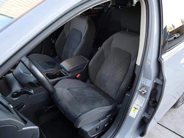 Volkswagen Golf 1.4 eHybrid PHEV 2022 Hybride Benzine 6