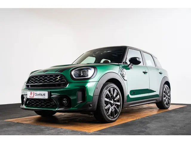 MINI Countryman Cooper SE ALL4 2022 Hybride Benzine 23