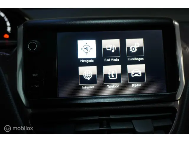 Peugeot 2008 1.2 PureTech Active 2014 Benzine 30