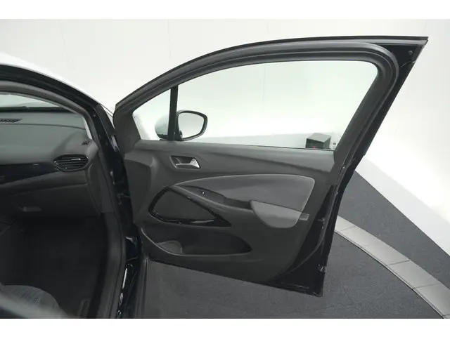 Opel Crossland X 110 Turbo Innovation 2019 Benzine 57