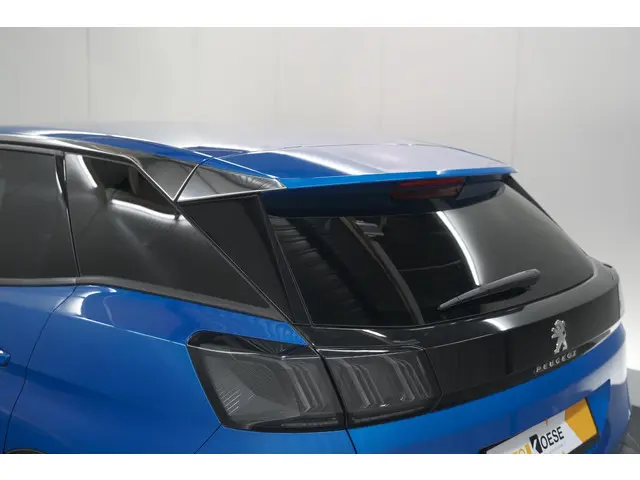 Peugeot 3008 PureTech 130 EAT8 Allure 2022 Benzine 24