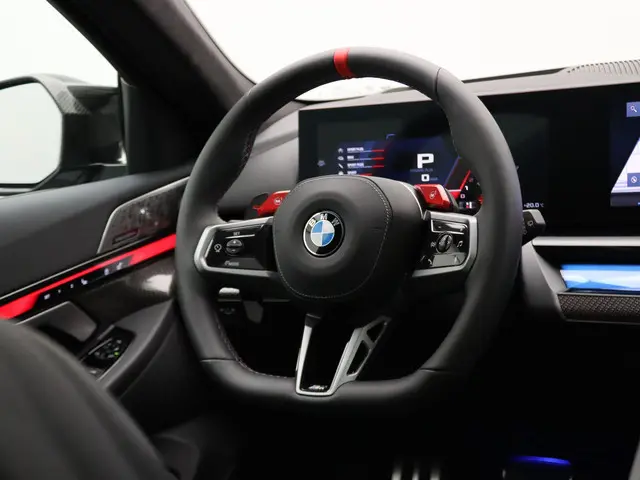 BMW M5 Touring 2025 Hybride Benzine 45