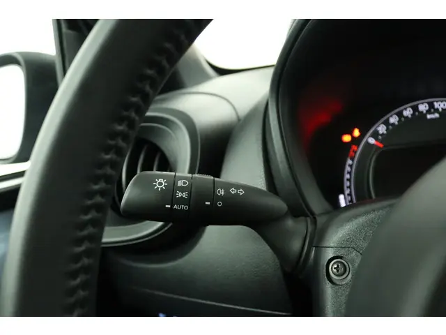 Toyota Aygo X 1.0 VVT-i MT Play 2024 Benzine 28