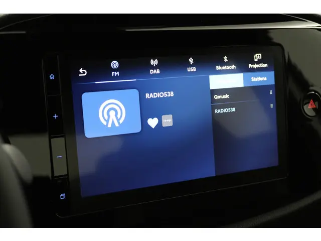 Toyota Aygo X 1.0 VVT-i S-CVT Play 2024 Benzine 38