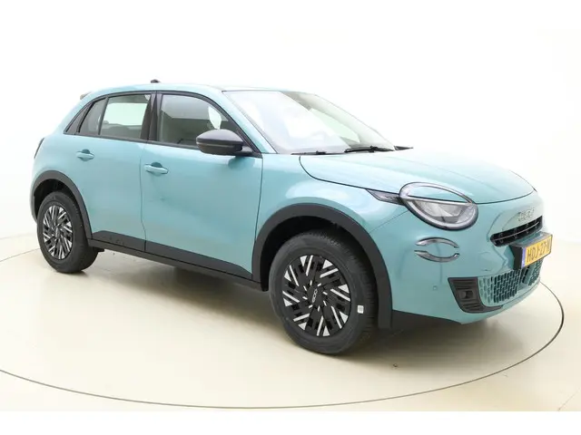 Fiat 600 1.2 Hybrid Urban 2025 Hybride Benzine 8