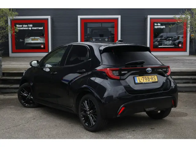 Toyota Yaris 1.5 Hybrid Executive 2021 Hybride Benzine 7