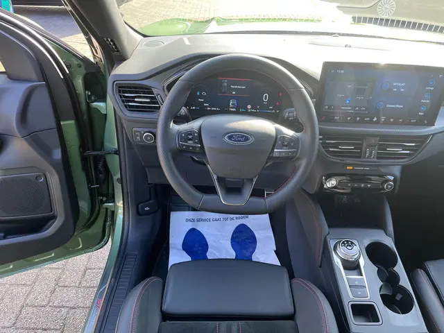 Ford Kuga 2.5 PHEV ST-Line X 2025 Hybride Benzine 7