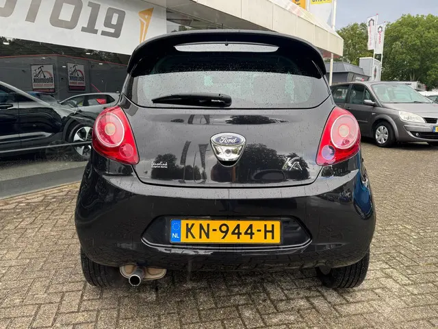 Ford Ka 1.2 Titanium X start/stop 2013 Benzine 10