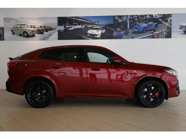 BMW X2 sDrive20i 2024 Benzine