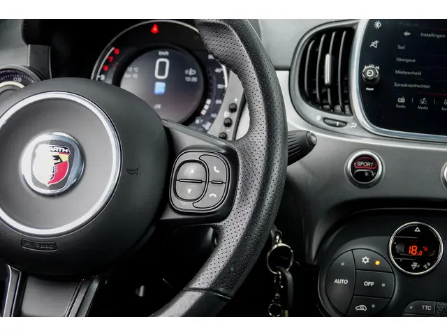 Abarth 595 1.4 T-Jet Pista 2019 Benzine 29