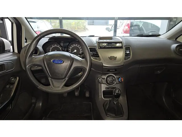 Ford Fiesta 1.25 2012 Benzine 9