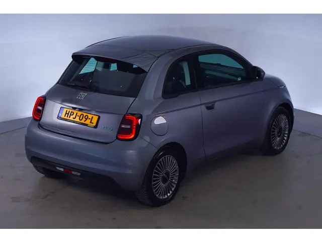 Fiat 500e Icon 42 kWh [ Navi LED Camera ] 2022 Elektrisch 14