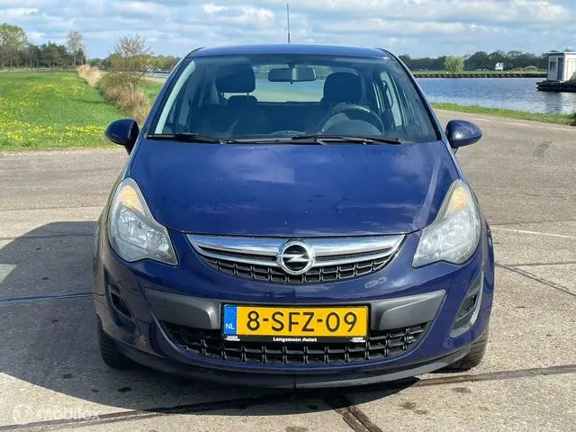 Opel Corsa 1.2 EcoFlex Cosmo Nette auto 2013 Benzine 7
