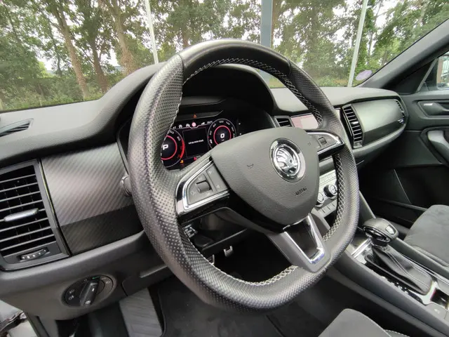 Škoda Kodiaq 1.5 TSI DSG Sportline Business 2020 Benzine 11