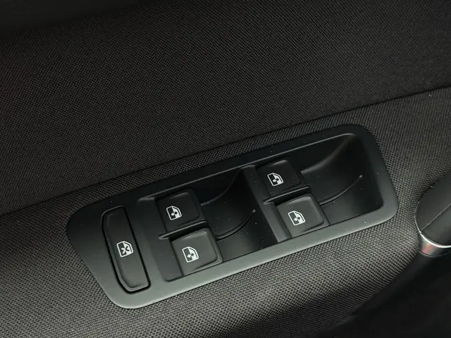 Volkswagen Golf Sportsvan 1.2 TSI Highline 2017 Benzine 27