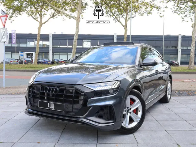 Audi Q8 55 TFSI e quattro S-Line 2023 Hybride Benzine